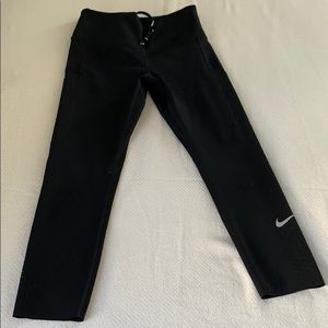 Nike dri fit 7/8 leggings